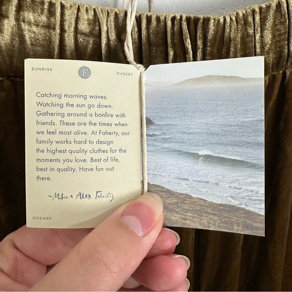 NWT Faherty Stretch Silk Velvet Genevieve Pants Green Size Large - Picture 4 of 11